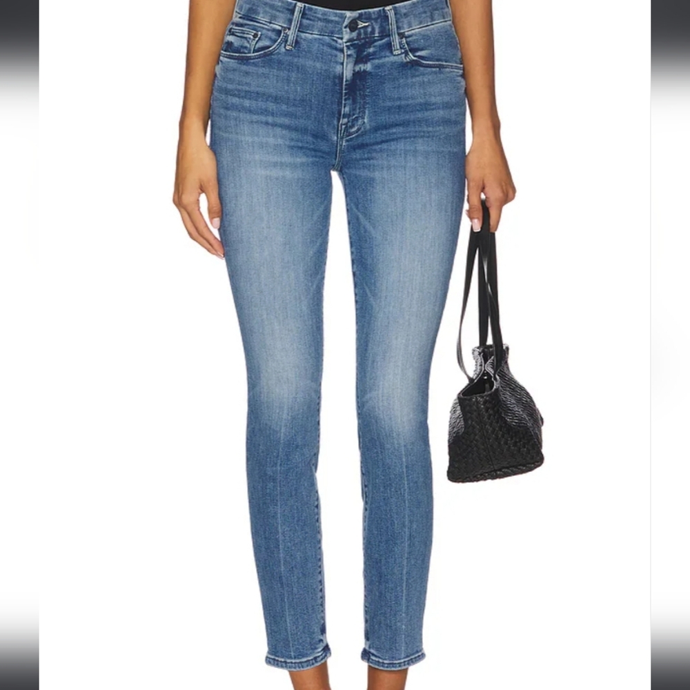 MOTHER Skinny Jeans in Classic Blue